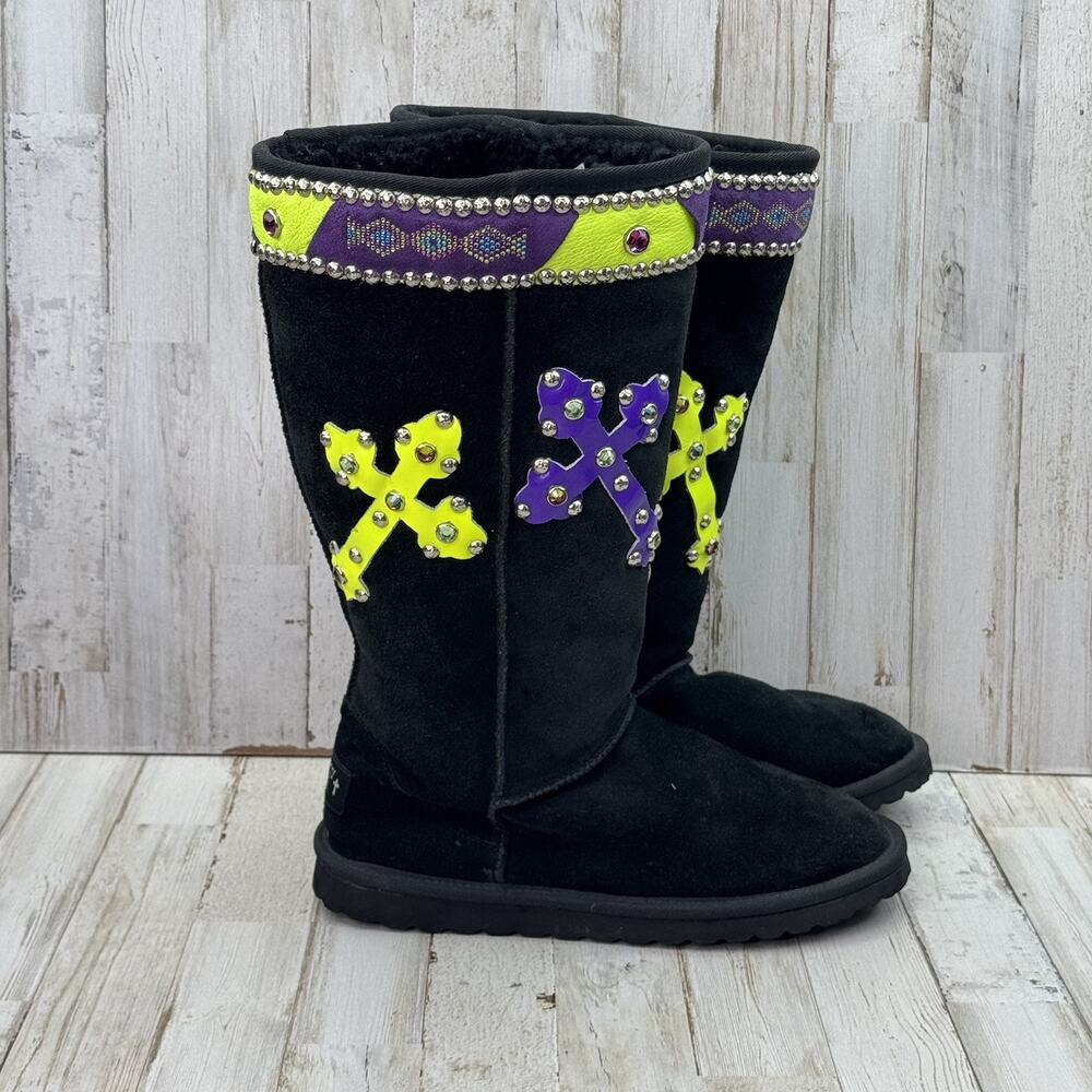 Gypsy Soule Jeweled Studded Accented Cross Black Suede Sheepskin Boots Sz 10